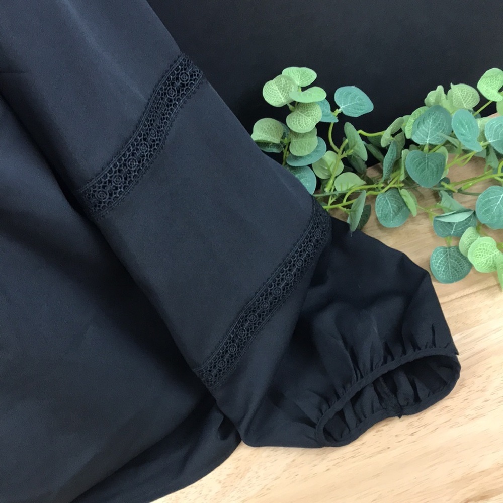 Vince Camuto Luxe Tie Neck Top - Picture 3 of 5
